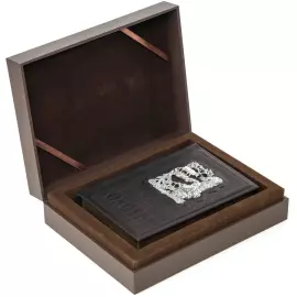 Набор "Малая энциклопедия охоты" с флягой